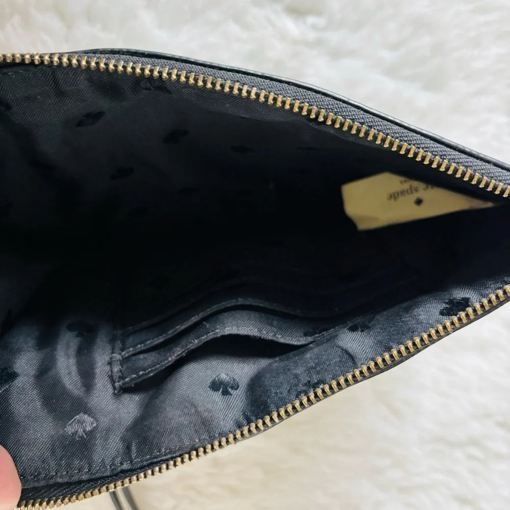 Kate Spade Black Wristlet size 8”x5”